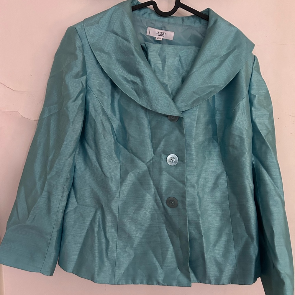 Le Suit Skirt Set